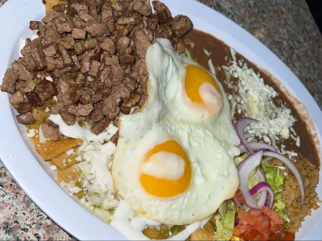 CHILAQUILES.